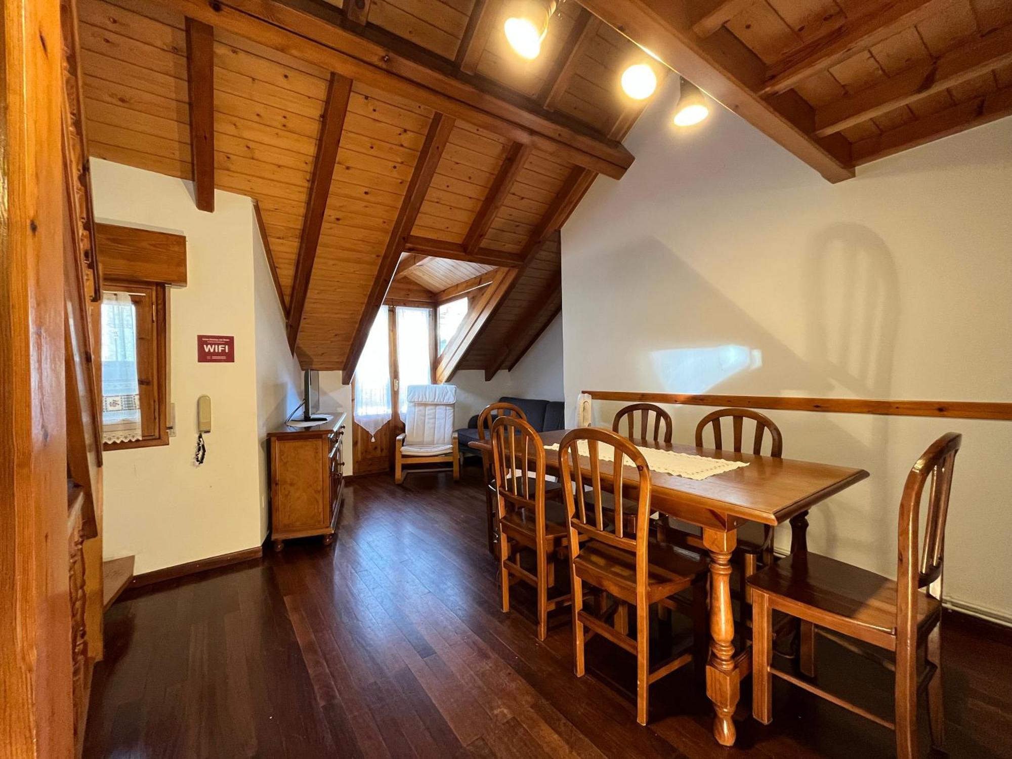 Casa Damian del Baile Apartamentos Benasque Habitación foto
