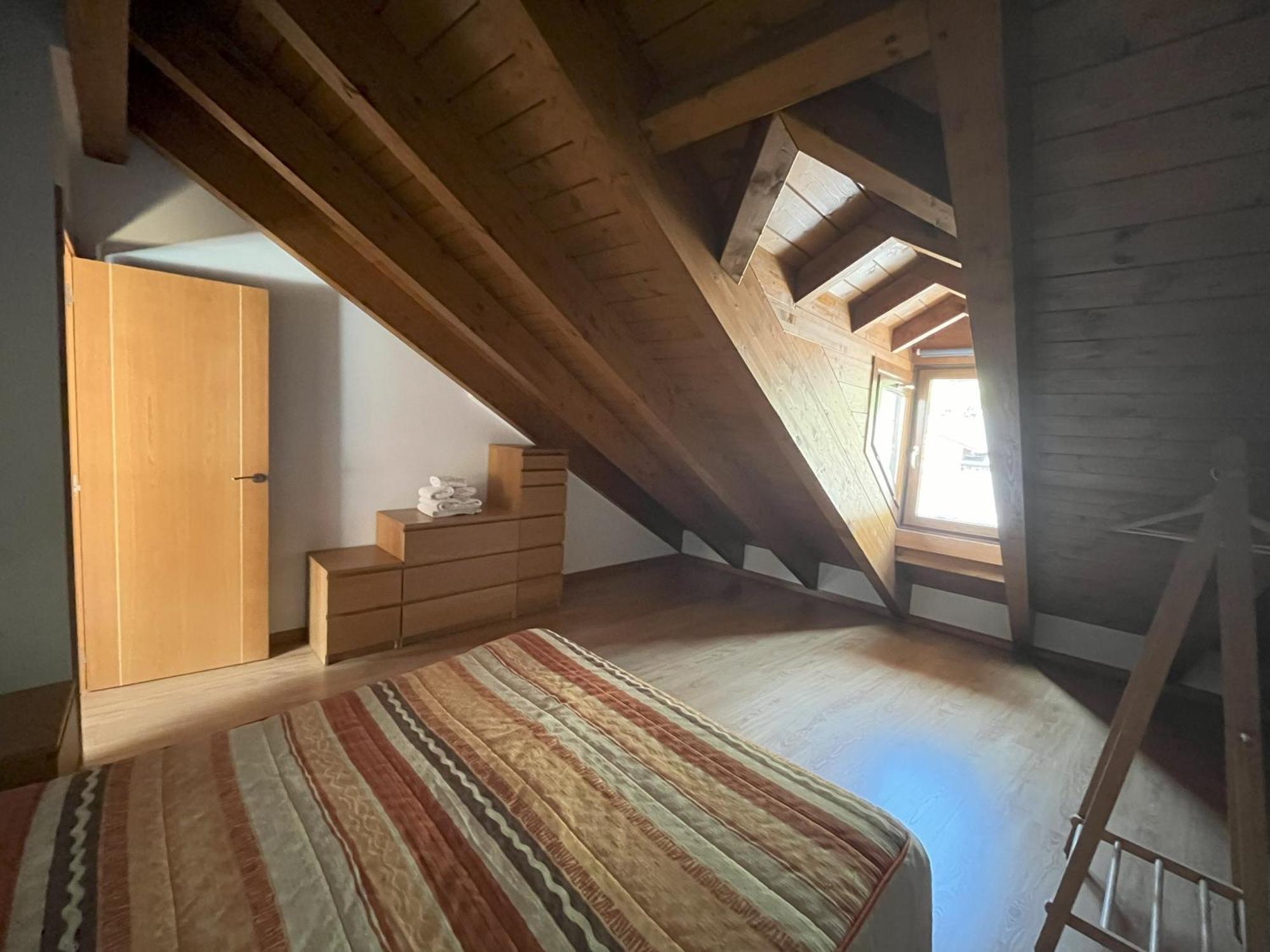 Casa Damian del Baile Apartamentos Benasque Habitación foto